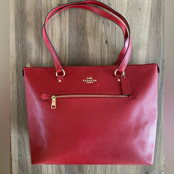Coach Handbags - Coach Red Gallery Tote Bag 79608